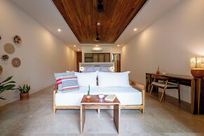 Capitán Suizo Beachfront Boutique Hotel