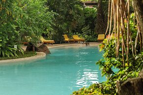 Capitán Suizo Beachfront Boutique Hotel