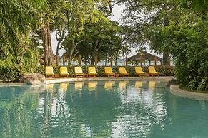 Capitán Suizo Beachfront Boutique Hotel