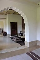 Ksar Char-Bagh