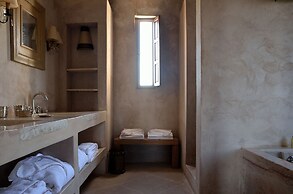 Ksar Char-Bagh