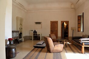 Ksar Char-Bagh