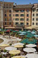Europa-Park Erlebnis-Resort, Hotel Colosseo