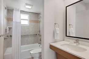 Spark by Hilton Ormond Beach Oceanfront