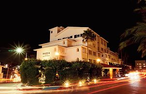 Bahia Hotel & Beach House