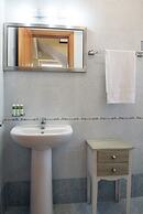 Sea Breeze Apartments Chios