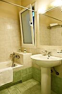 Sea Breeze Apartments Chios