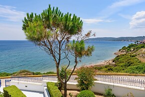 Sea Breeze Apartments Chios