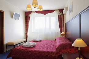 Hotel Salut