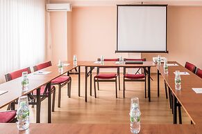 Hotel Salut