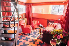 Botel
