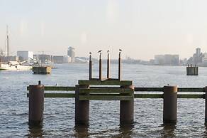 Botel