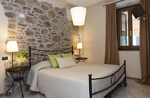 Hotel Monti