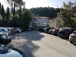 Hotel Monti