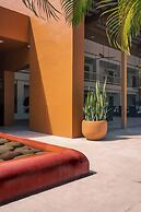 Hotel Ixzi Plus