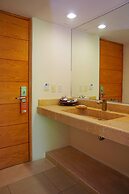 Hotel Ixzi Plus