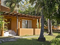 Hotel Ixzi Plus