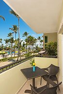 Ocean Blue & Sand Beach Resort - All Inclusive