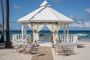 Ocean Blue & Sand Beach Resort - All Inclusive