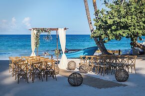 Ocean Blue & Sand Beach Resort - All Inclusive