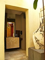 Hotel And Suites Galeria