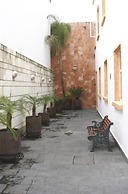 Hotel And Suites Galeria
