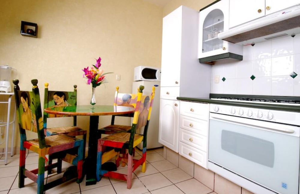 Hotel And Suites Galeria