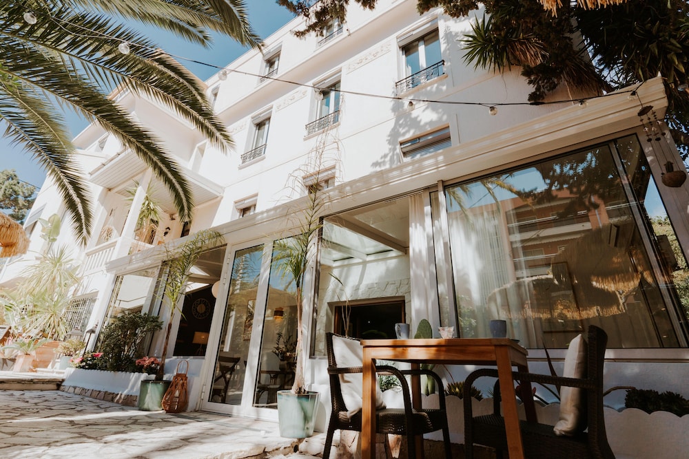 Hotel Le Petit Castel