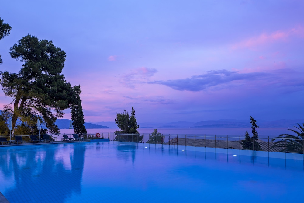 Kontokali Bay Resort & Spa