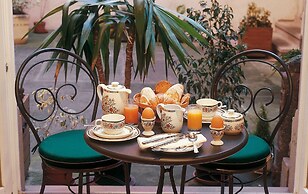 LOGIS Hôtel Saint-Martin