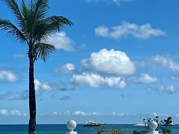 Flamingo Hotel