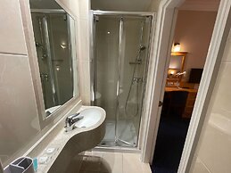 Olympic House Hotel
