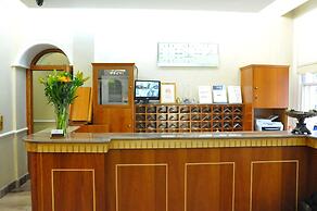 Olympic House Hotel