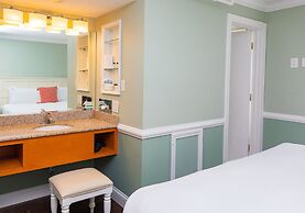 Island House Hotel