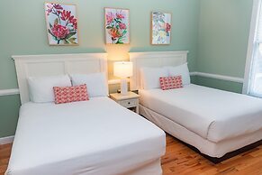 Island House Hotel