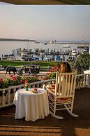 Island House Hotel