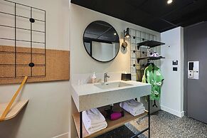 Moxy Annecy