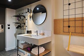 Moxy Annecy