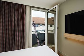 Moxy Annecy