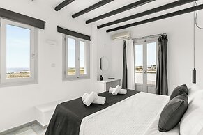 Mr & Mrs White Paros