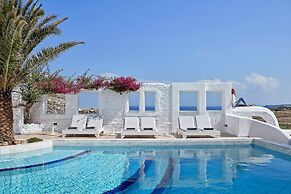 Mr & Mrs White Paros