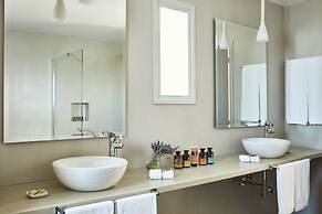 Yria Boutique Hotel & Spa