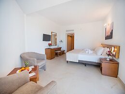 Avlida Hotel