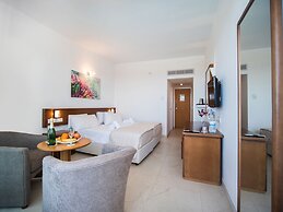 Avlida Hotel