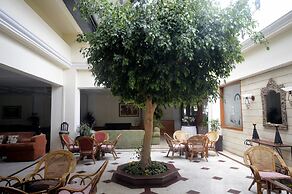 Avlida Hotel