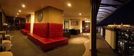 Hotel 224 and Apartments