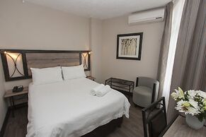 Hotel 224 and Apartments