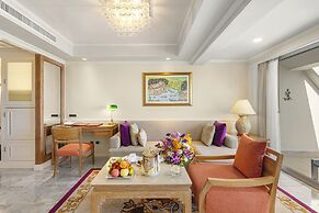 Royal Wing Suites & Spa Pattaya