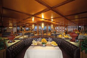 Royal Wing Suites & Spa Pattaya