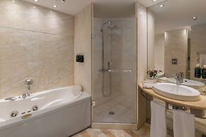 Melia Athens